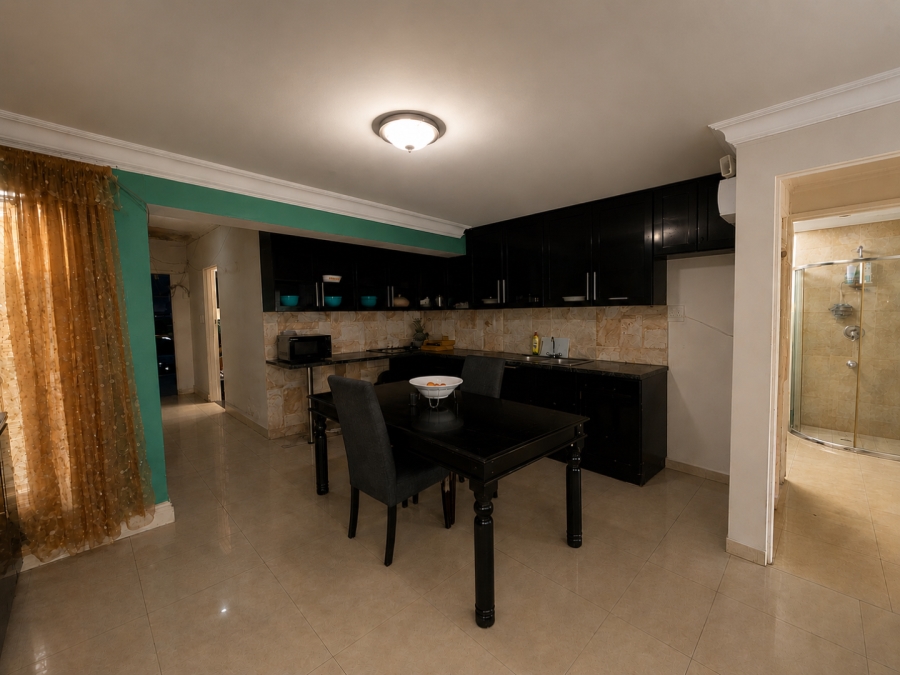 2 Bedroom Property for Sale in Portlands Western Cape